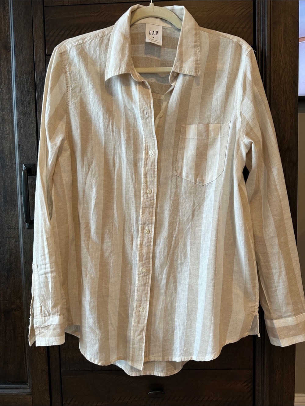 GAP Beige and Cream Vertical Stripe Button-Down Shirt
